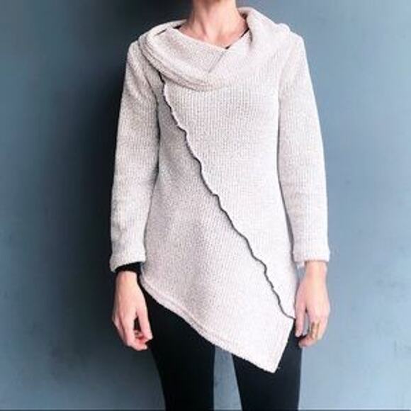 Yushi Asymmetrical Cowl Neck oatmeal Beige Sweater Size small - Picture 1 of 6